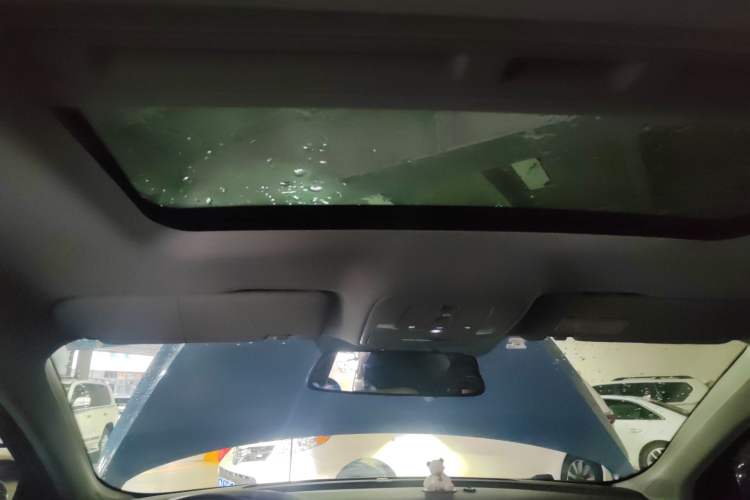 Used Roewe i6 2020 PLUS 1.6L CVT 4G Connected Glory Flagship Edition
