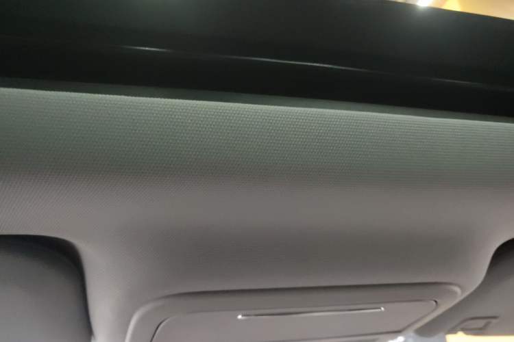 Used Lincoln Corsair 2021 2.0T Two-Wheel Drive Deluxe Edition
