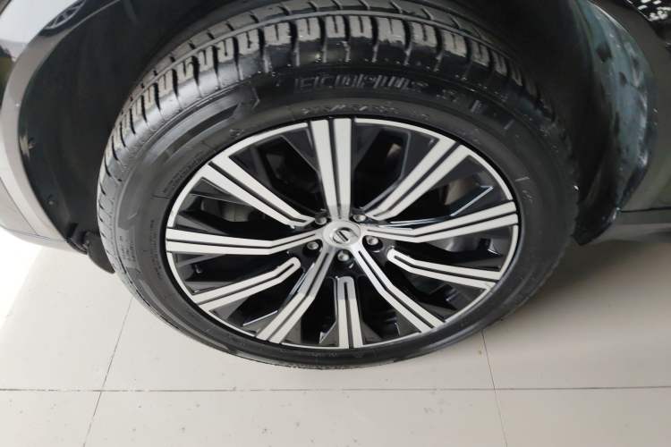 Used Volvo XC90 2021 B5 SmartDrive Luxury Edition 5-seater
