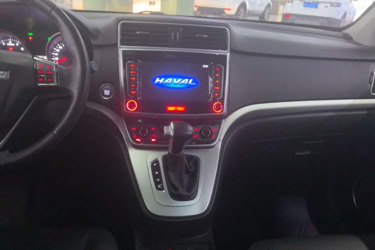 Used Haval M6 2019 1.5T DCT Two-Wheel Drive Elite Version China VI Standard
