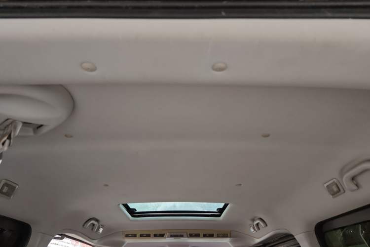 Used JAC Refine M5 2016 2.0T Gasoline Automatic Business Edition