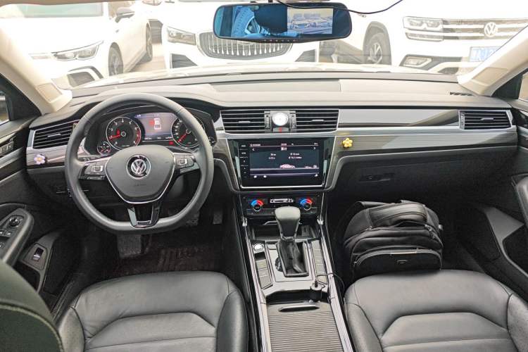 Used Volkswagen Phideon 2018 Revised Version 380TSI Two-Wheel Drive Business Edition