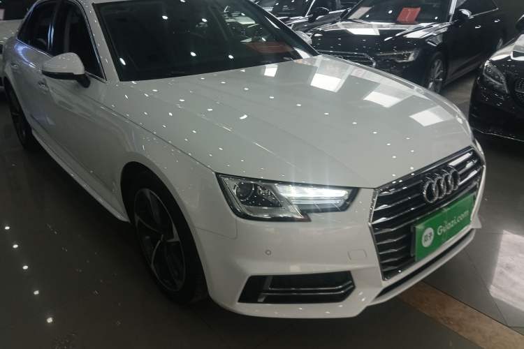 Used Audi A4L 2019 40 TFSI Ambition Version China V