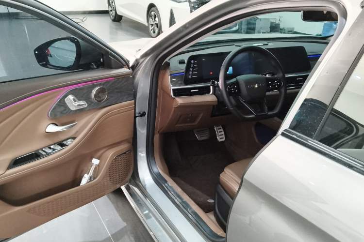 Used Chery Arrizo 8 2023 High-Performance Edition 2.0T DCT Powerfully Equipped