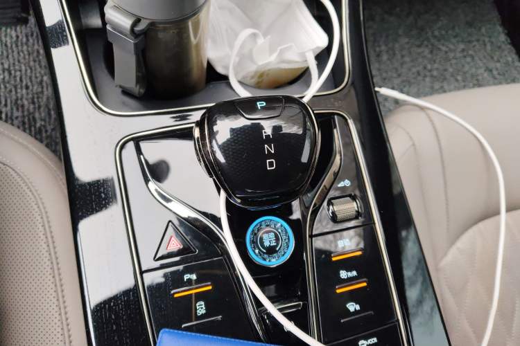 Used BYD Han 2024 EV Glory Edition 605KM Front-Wheel-Drive Premium Model