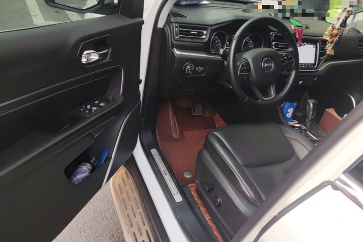 Used  Grand Commander 2018 2.0T Four-Wheel Drive Premium Navigation Version China V