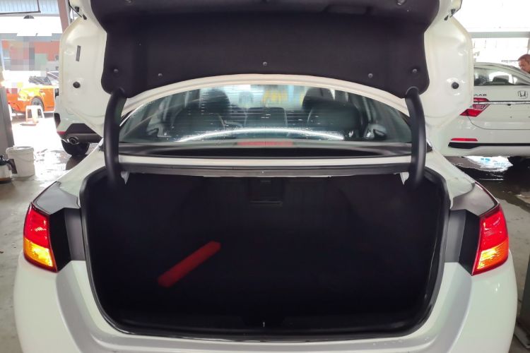 Used Kia K5 2014 2.0L Automatic LUXURY
