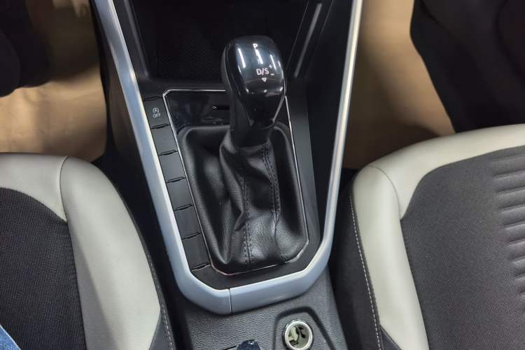 Used Volkswagen Polo 2019 Plus 1.5L Automatic Colorful Technology Edition
