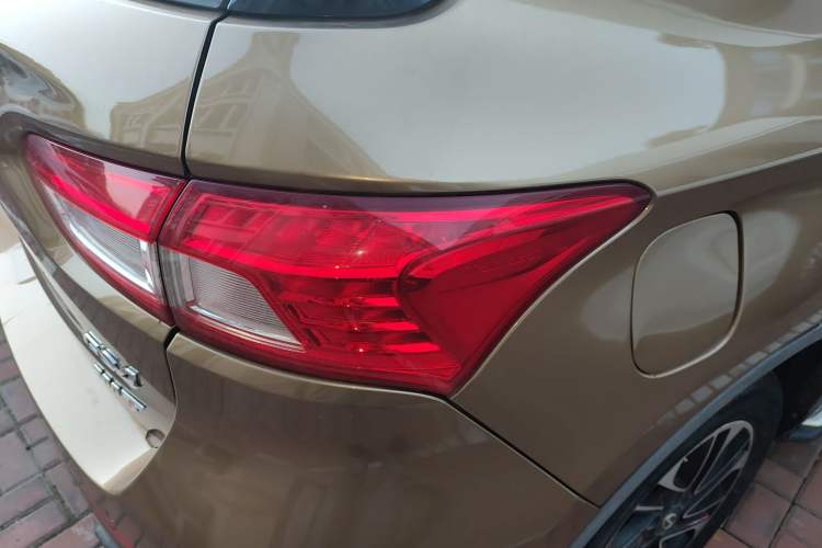 Used GAC Trumpchi GS4 2015 200T Manual Luxury Edition