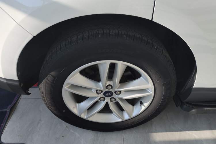 Used Ford Edge 2018 EcoBoost 245 Two-Wheel-Drive Titanium 5-Seater China V Standard