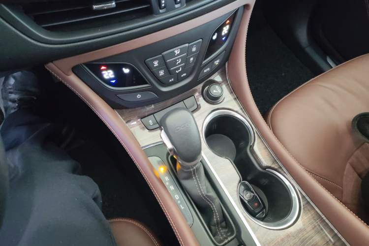 Used Buick Envision 2016 20T Two-Wheel-Drive Elite Model