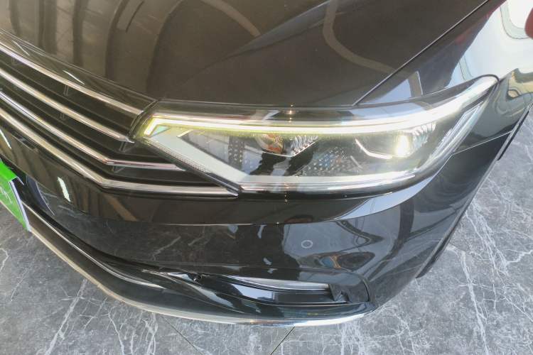 Used Volkswagen Magotan 2020 330TSI DSG Luxury Edition
