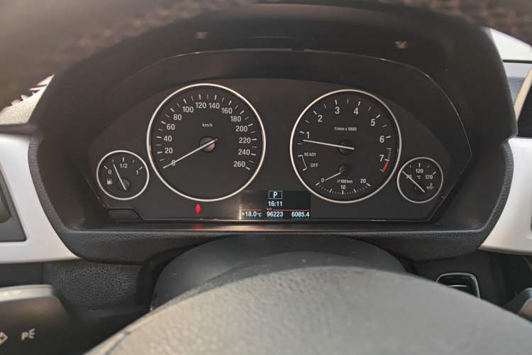 Used BMW 3 Series 2016 320Li Fashion Model
