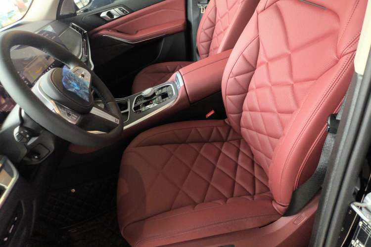 Used BMW X5 2023 xDrive 30Li Luxury M Sport Night Edition Package
