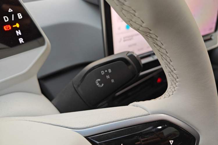 Used Volkswagen ID.3 2025 Smart Model Outstanding Oxygen Edition