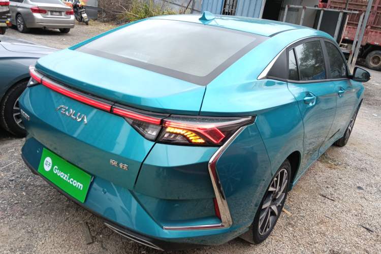 Used Dongfeng Aeolus Yixuan 2020 230T Automatic Dazzle Track Edition
