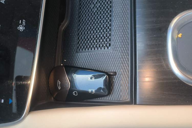 Used VOYAH Dream 2024 PHEV Ultra-Long Range Flagship Edition