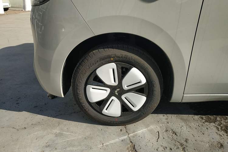 Used Wuling Hongguang MINIEV 2025 Four-Door Version Advanced Edition