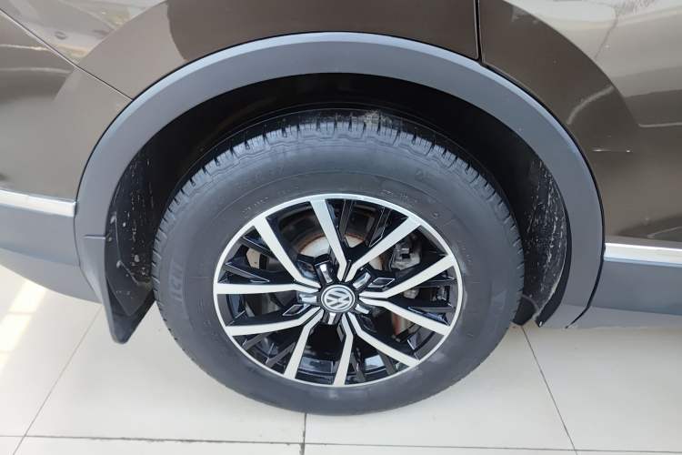 Used Volkswagen Tiguan L 2017 330TSI Automatic Two-Wheel Drive Comfort Edition
