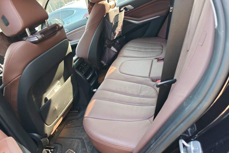 Used BMW X5 2022 xDrive40i M Sport Package
