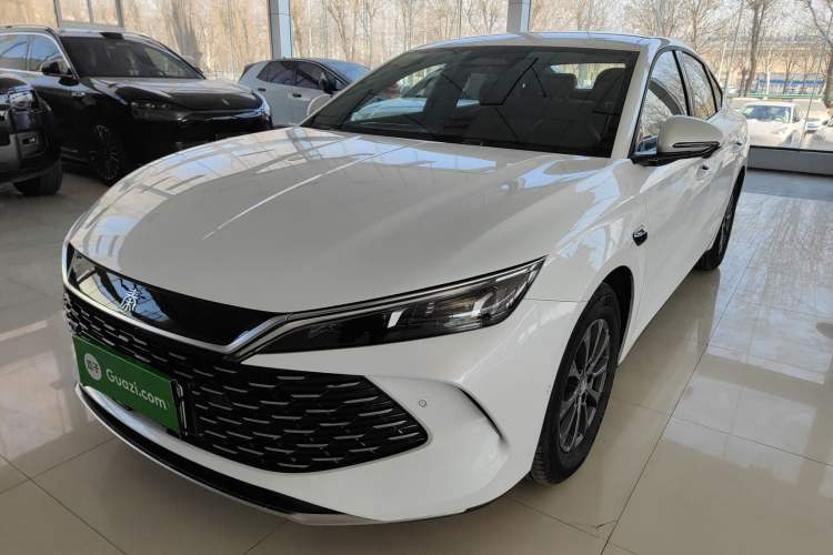 Used BYD Qin L 2025 DM-i Smart Drive 80KM Leading Model
