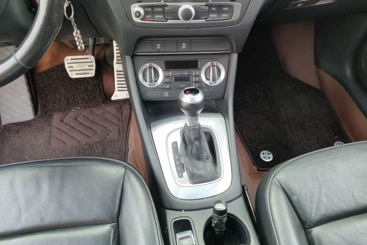 Used Audi Q3 2015 30 TFSI Comfort Model