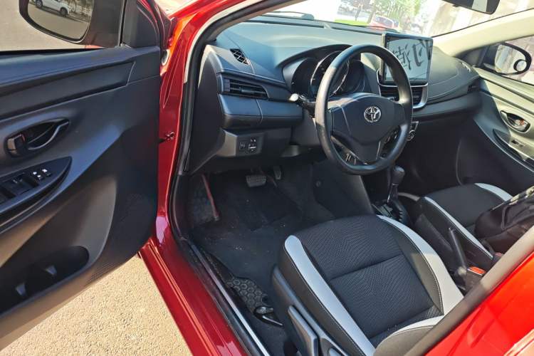 Used Toyota YARiS L 2021 1.5L CVT Leading Edition
