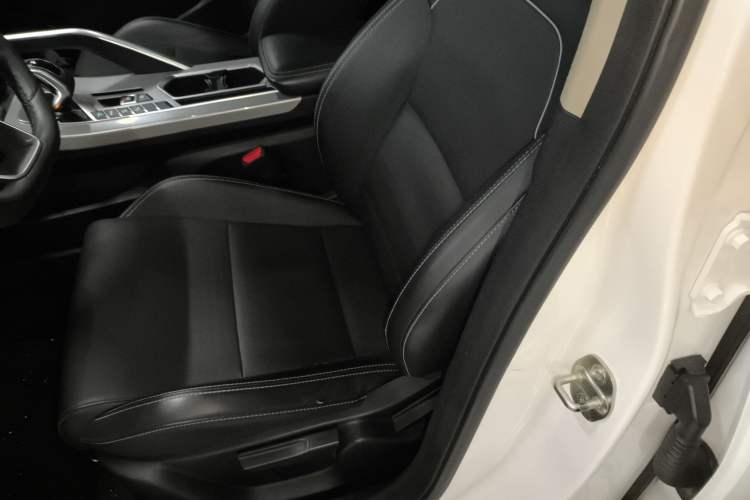 Used Geely Auto Coolray 2019 260T DCT Knight China VI Standard