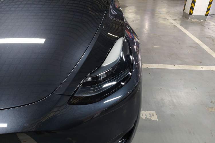 Used Tesla Model Y 2024 Rear-Wheel-Drive Version
