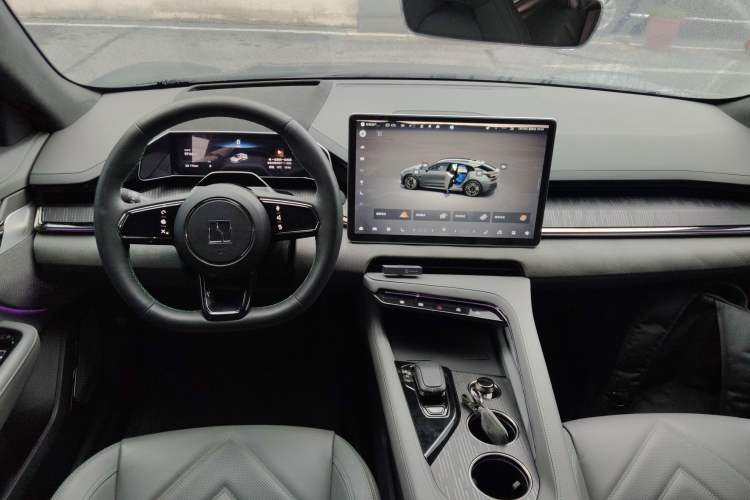 Used Zeekr 001 2022 Long-Range Dual-Motor WE Edition
