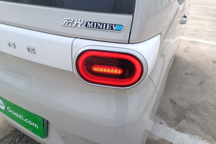 Used Wuling Hongguang MINIEV 2024 3rd Generation 215km Youth Edition