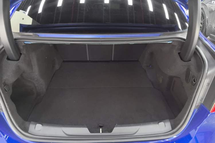 Used Jaguar XEL 2019 2.0T 200 PS Deluxe Edition
