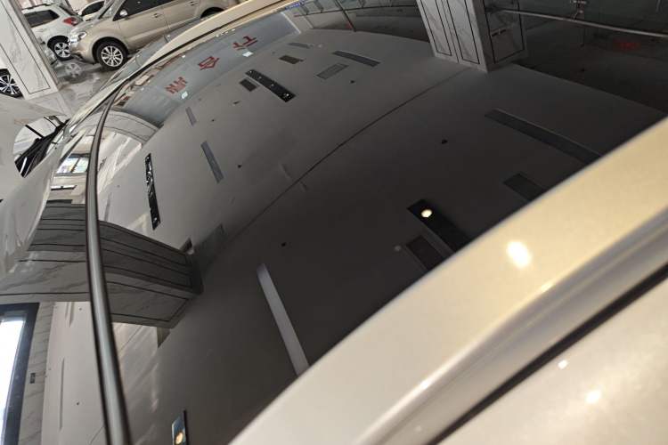 Used Toyota Venza 2023 2.5L Smart Electric Hybrid Dual-Drive Prestige Version