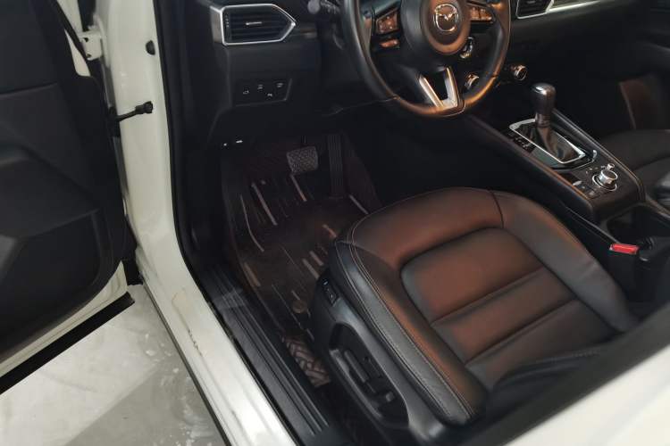 Used Mazda CX-5 2020 Revised Version 2.0L Automatic Two-Wheel Drive ZhiZun Trim
