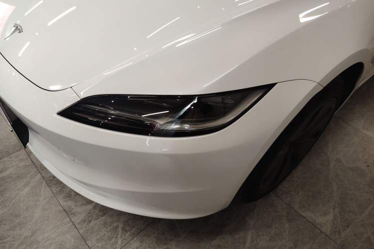 Used Tesla Model 3 2023 Rear-Wheel-Drive Version
