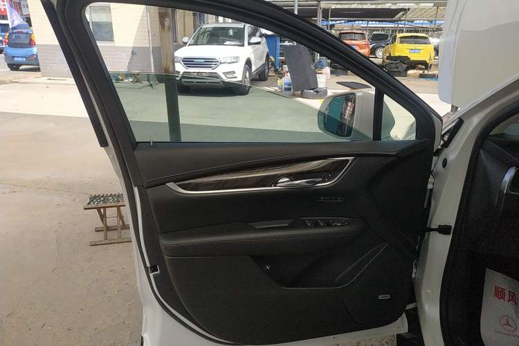 TDK.VehicleDetails.img