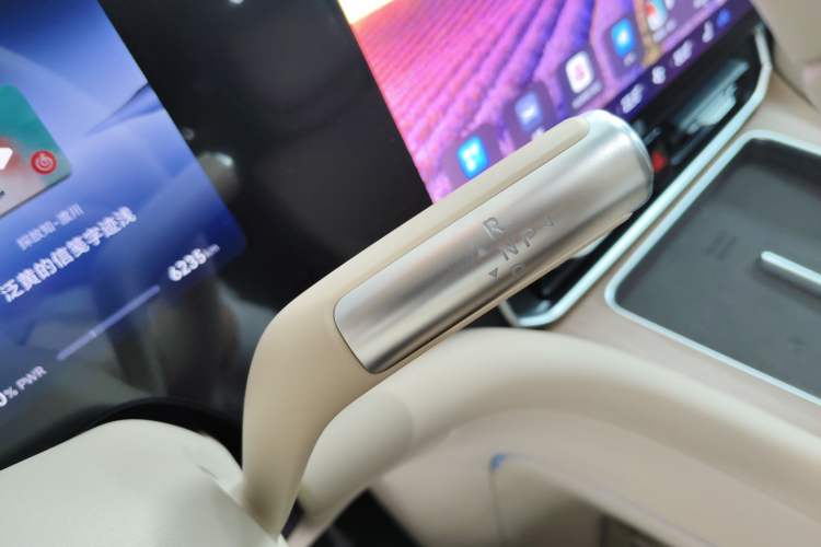 Used Hima AITO M9 2025 Extended-Range Ultra Version 52 kWh 5-Seater Edition