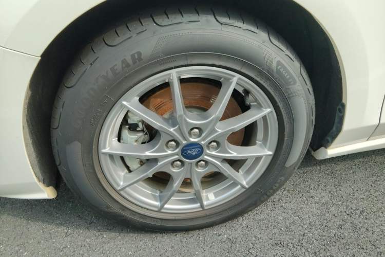 Used Ford Focus 2021 Hatchback EcoBoost 180 Automatic Titanium Edition
