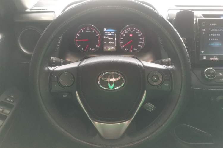 Used Toyota RAV4 2016 2.5L Automatic 4x4 Elite Edition
