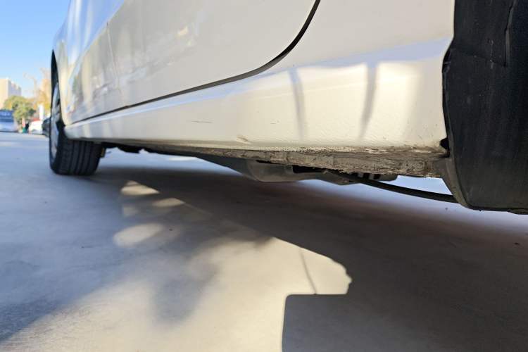 Used Volkswagen Polo 2016 1.4L Manual Fashion Model