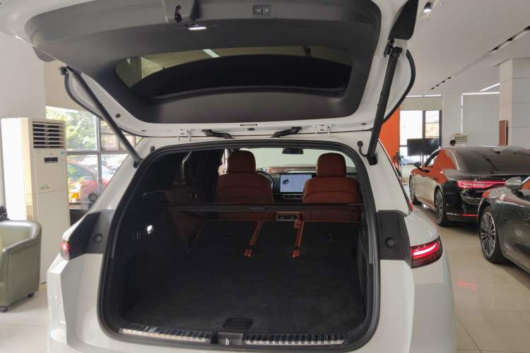 Used Li Auto L7 2024 PRO Model
