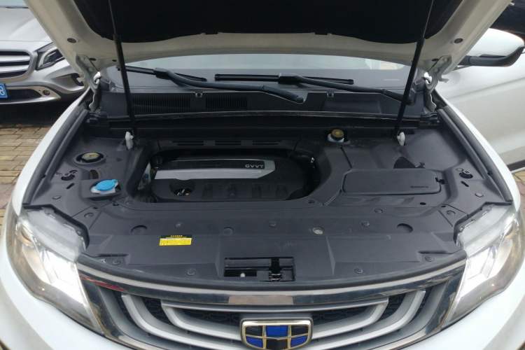 Used Geely Auto Emgrand X7 Sport 2018 2.0L Manual Two-Wheel Drive Zhiya Version
