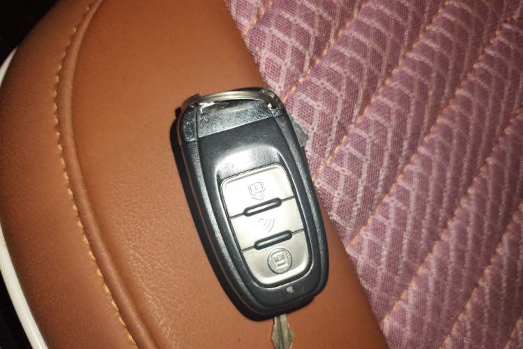 Used Subaru XV 2016 2.0i Comfort Navigation Edition
