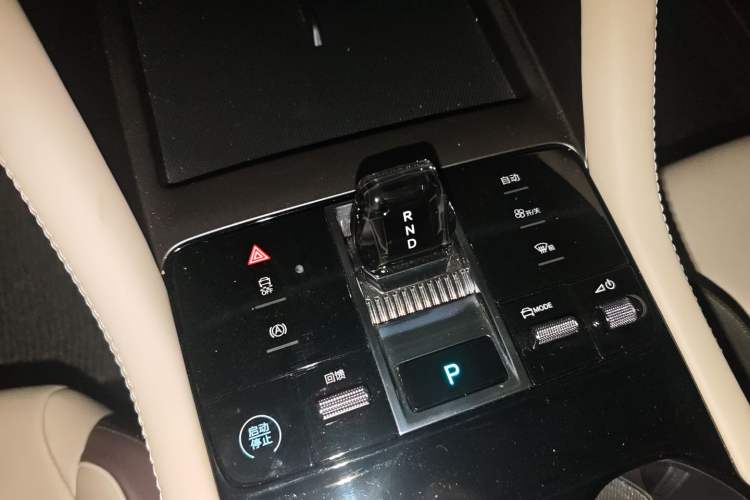 Used BYD Song PLUS New Energy 2024 Honor Edition EV 520km Luxury Model
