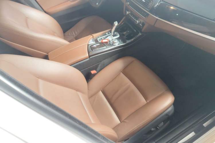 Used BMW 5 Series 2017 525Li Leading Model