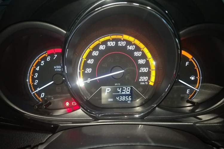 Used Toyota YARiS L 2022 X-Trail 1.5L CVT Luxury PLUS Edition