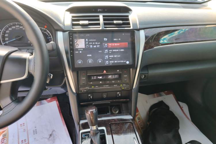 Used Toyota Camry 2016 2.0G 10th Anniversary Leading Edition