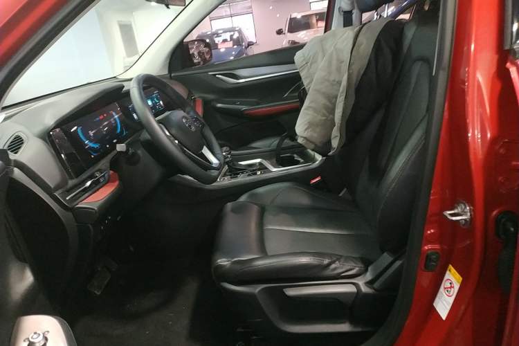 Used Changan CS55PLUS 2020 1.5T Automatic Colorful Model
