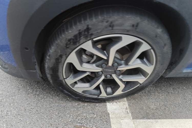 Used Lynk & Co 02 2018 1.5T DCT Two-Wheel Drive Pro Version China V Emission Standard
