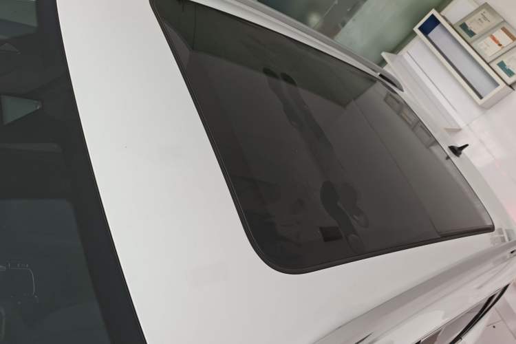 Used Volkswagen Tharu 2024 300TSI Two-Wheel-Drive Full Moon Edition